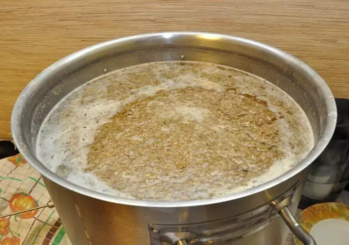 Ставим самогон на пшенице без дрожжей: лучшие рецепты