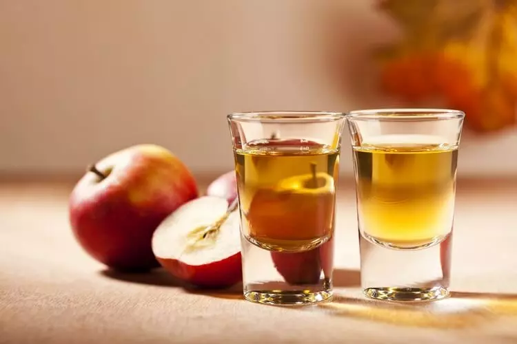 Правильная брага из яблок для самогона - простой рецепт