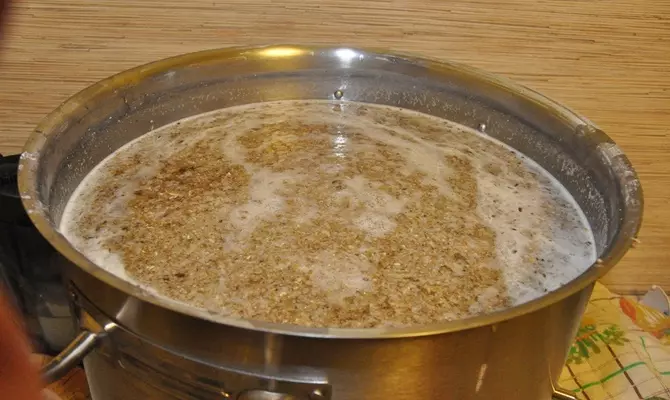 Проверенный рецепт самогона из пшеницы